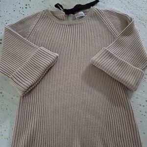 Elegant Ribbed Crew Neck Sweater - Taupe